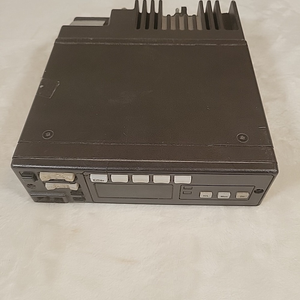 Motorola Spectra TWO-WAY Radio Model# DA5KX+067W FCC ID:‎ ABZ89FT3732